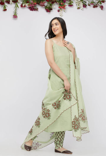 Light Green Kota Hand-Block Printed Dupatta with a scalping finish